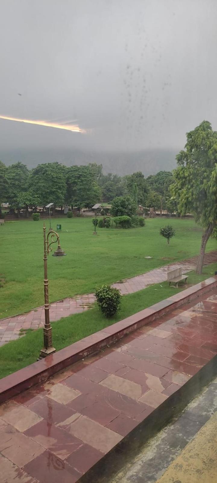 Sukh Sagar Hotel Dzsaipur Kültér fotó